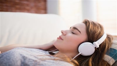 Best Headphones Under 200 – Reviews & Buyer’s Guide in 2023