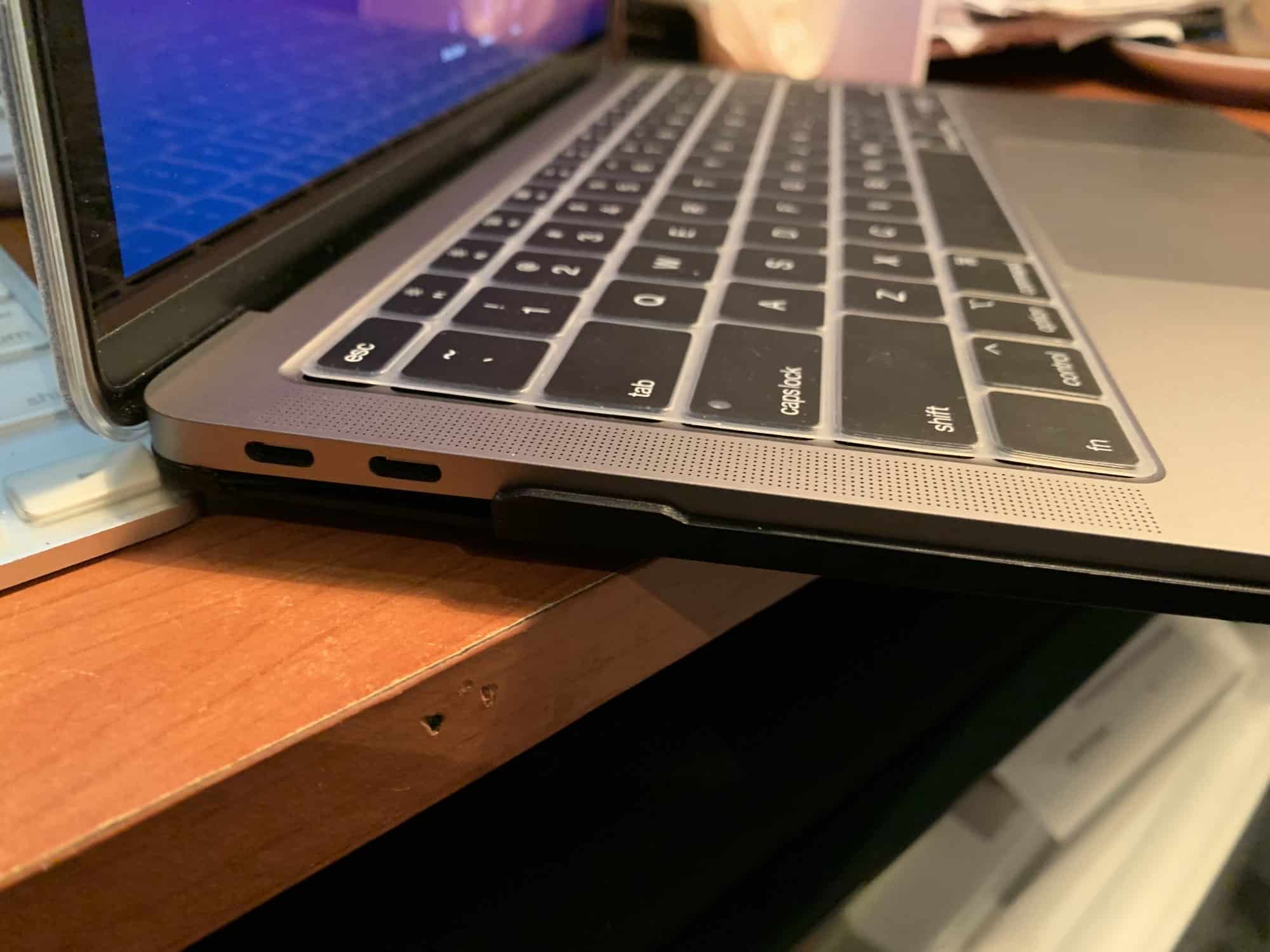 Where Is The Microphone On The Macbook Air